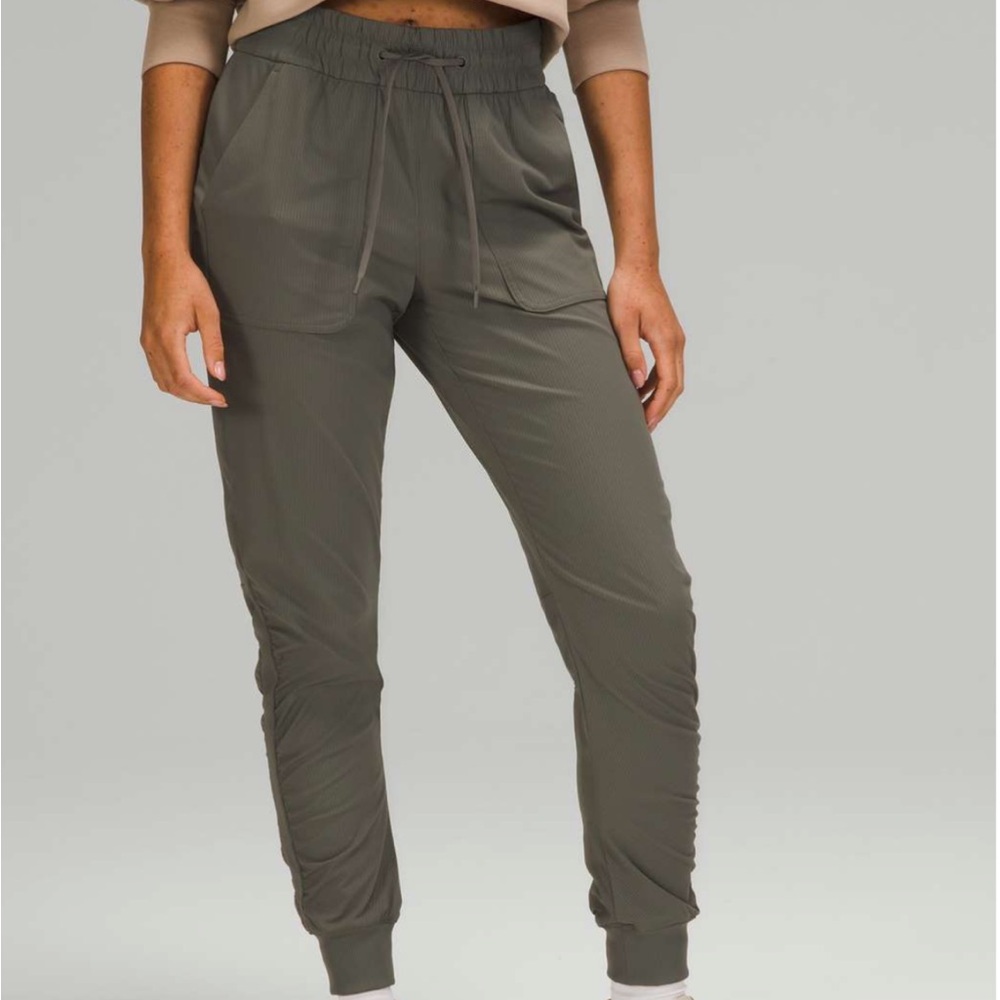 Lululemon beyond the studio jogger